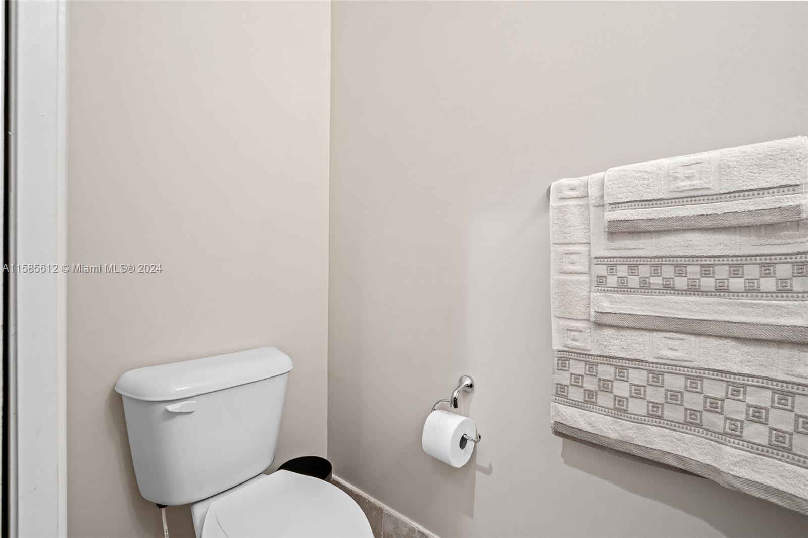 8358 NW 52nd Ter Unit: -