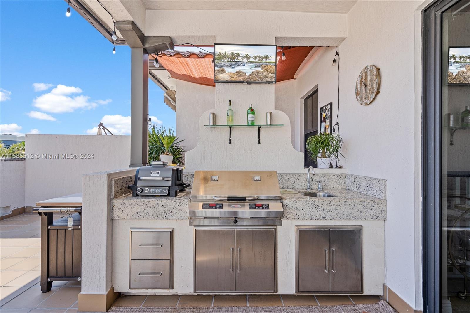 8358 NW 52nd Ter Unit: -
