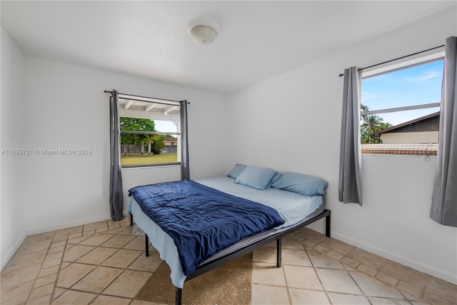 1453 NW 20th St # 1453