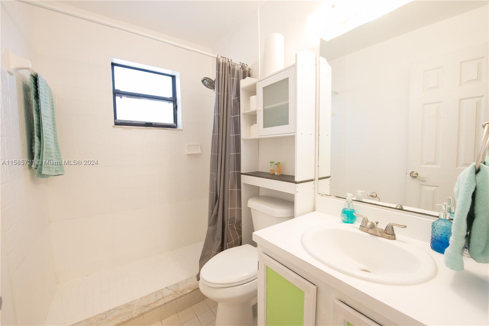 1453 NW 20th St # 1453