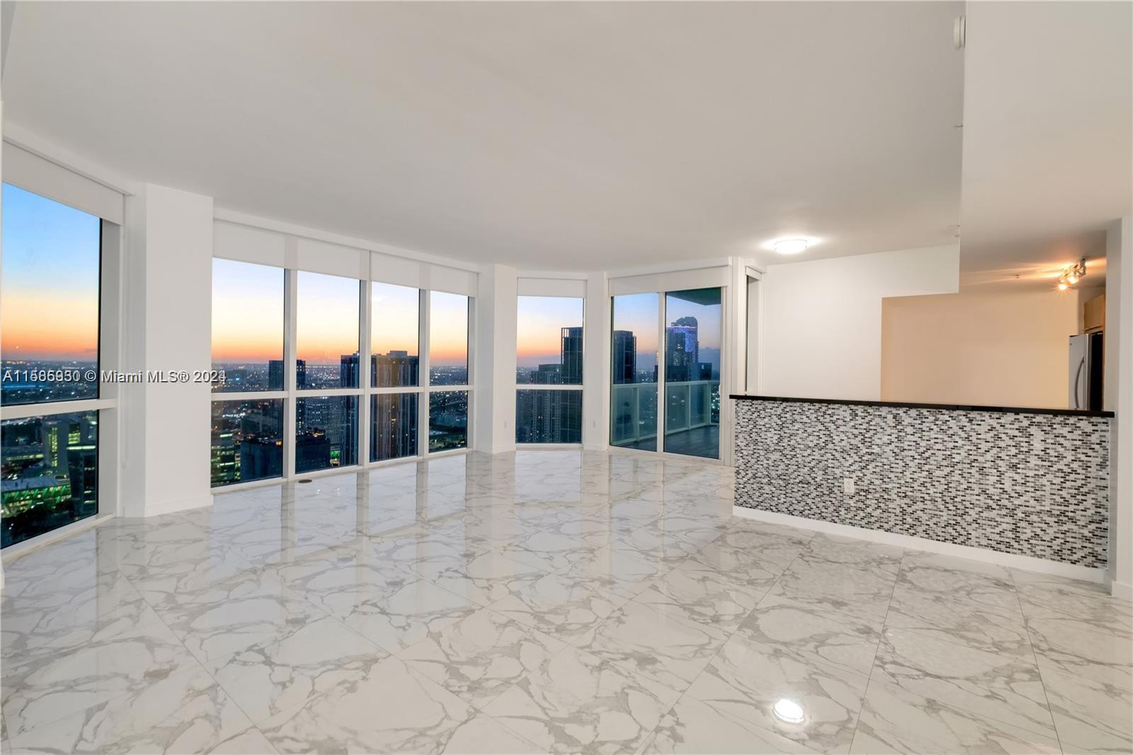 244 Biscayne Blvd # 4708
