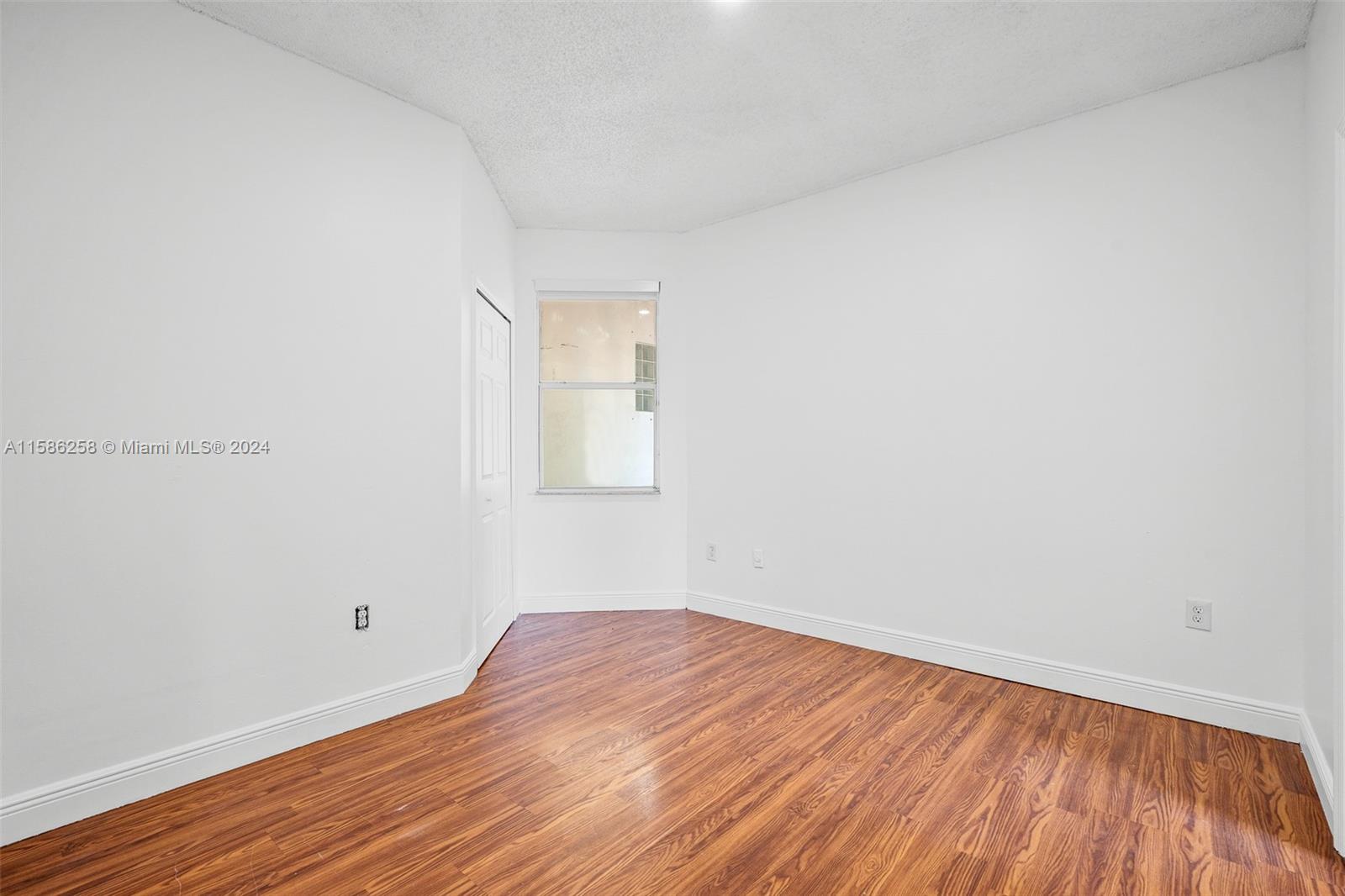 16020 SW 69th Ter