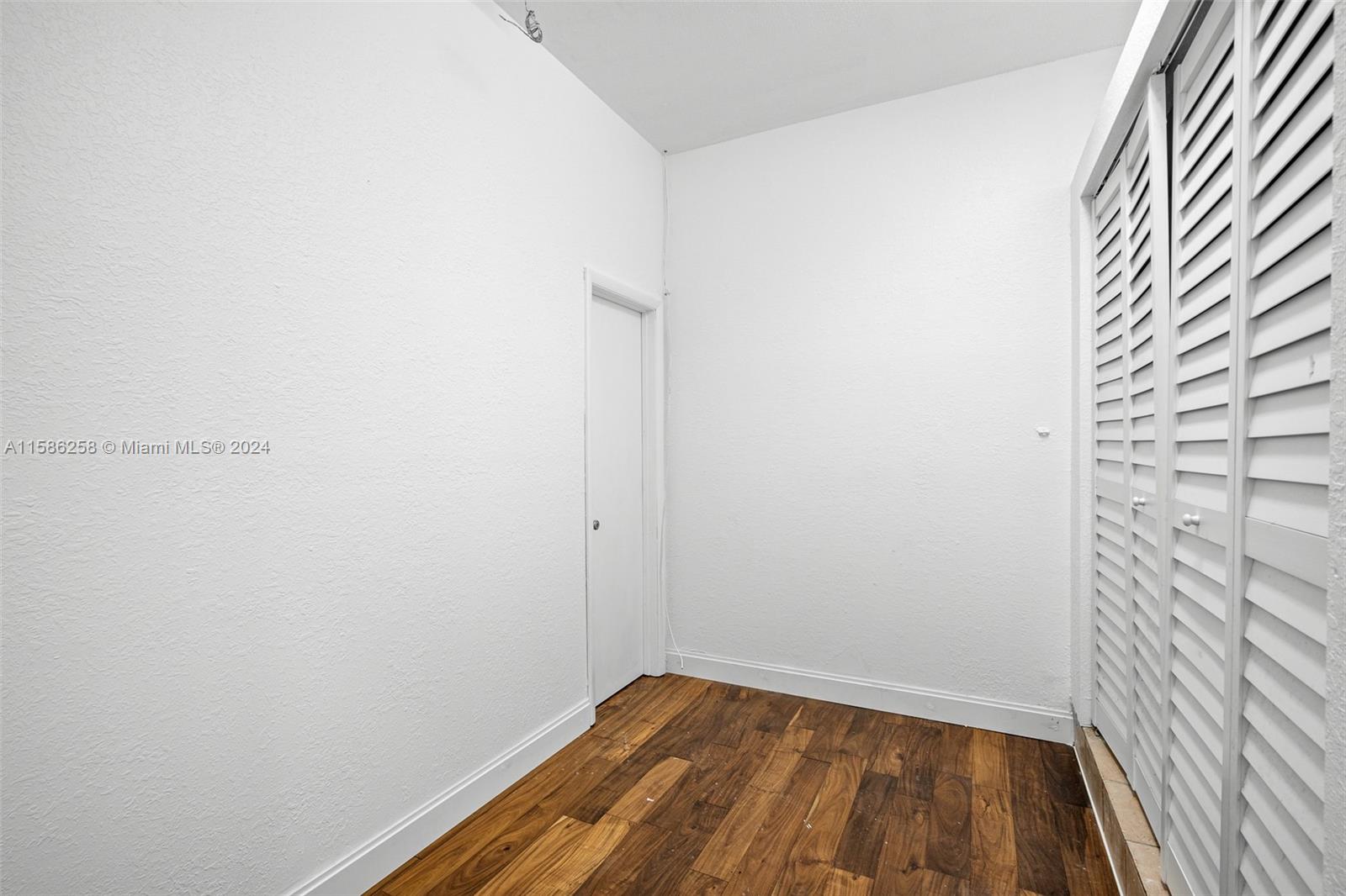 16020 SW 69th Ter
