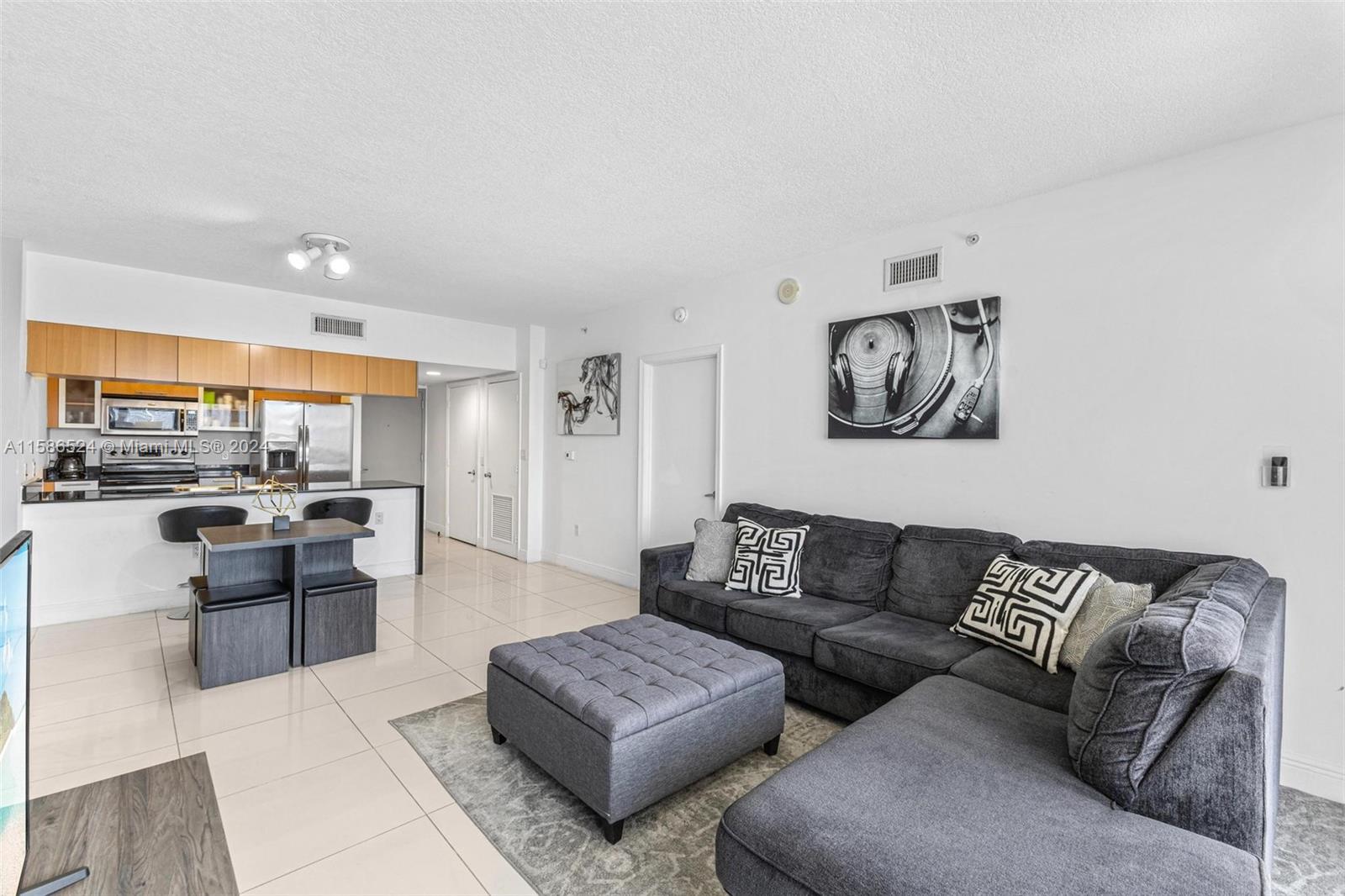 1750 N Bayshore Dr # 3412