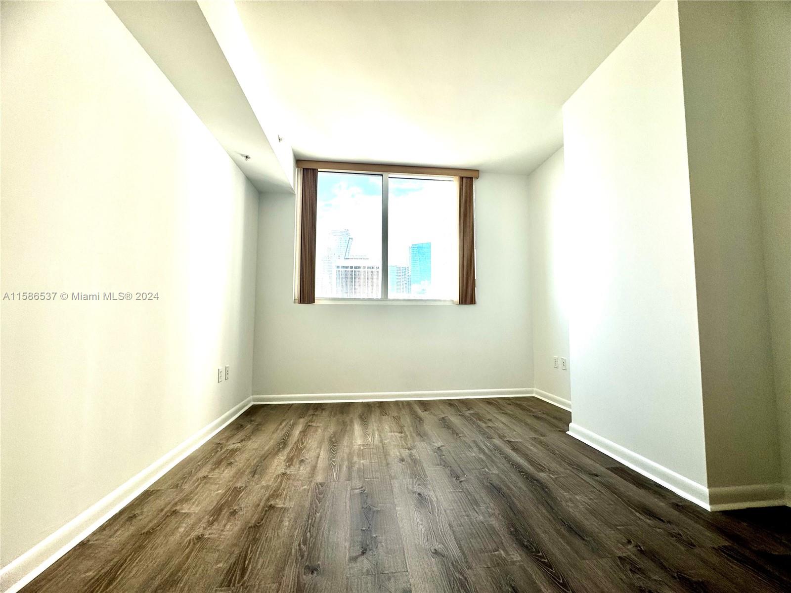244 Biscayne Blvd # 1709