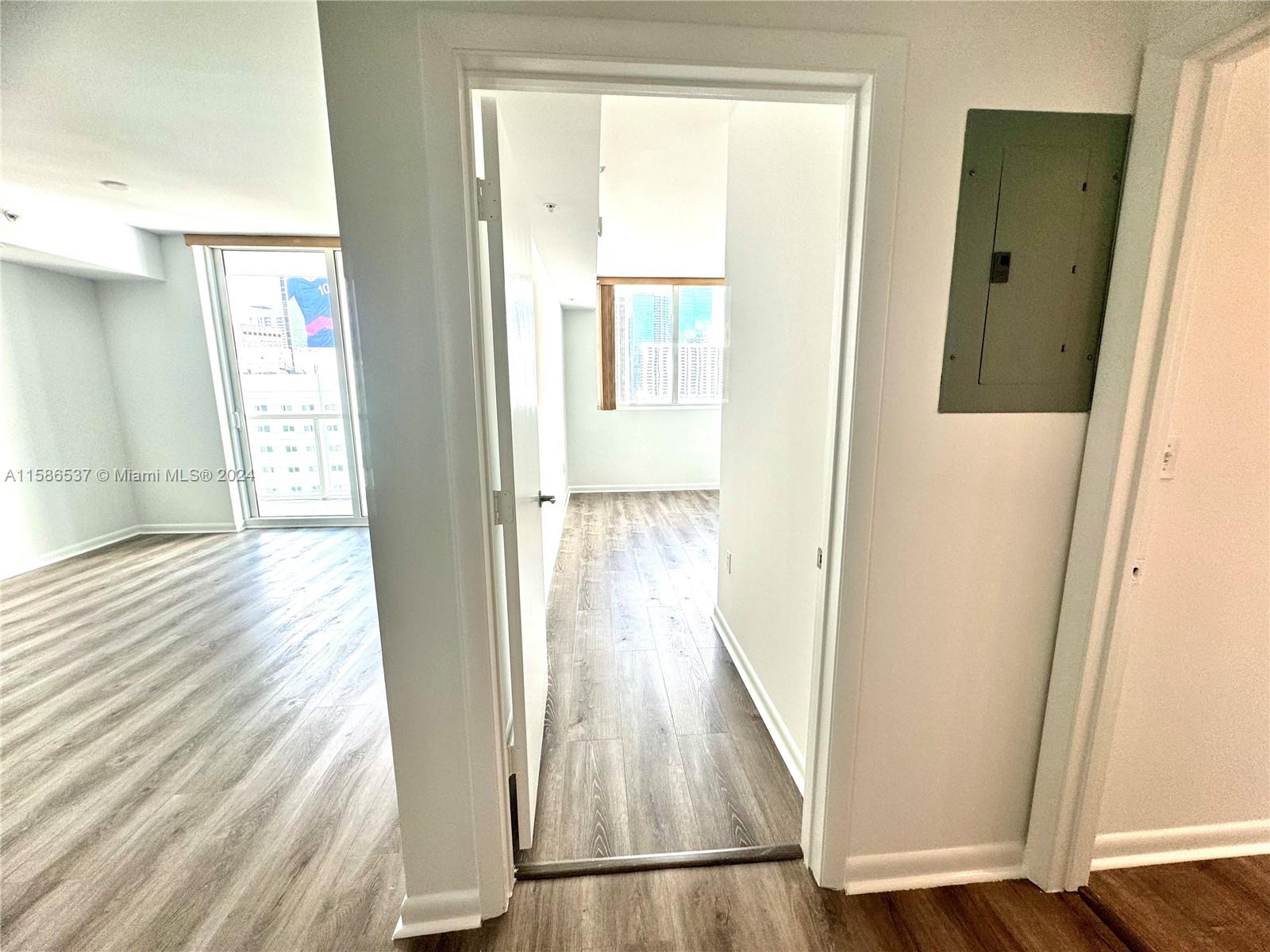 244 Biscayne Blvd # 1709