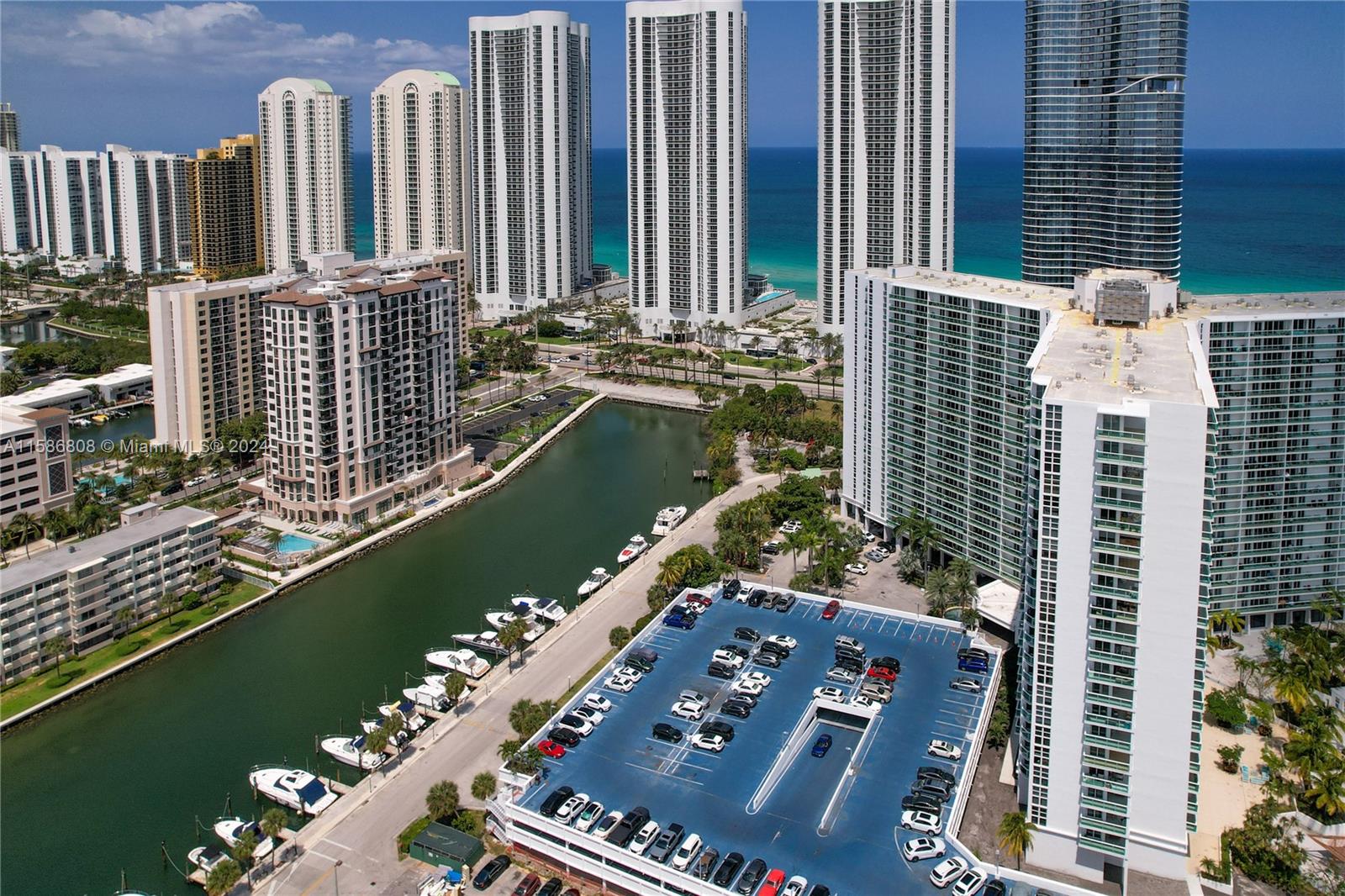 100 Bayview Dr # 1114