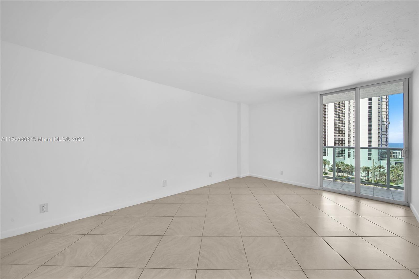 100 Bayview Dr # 1114