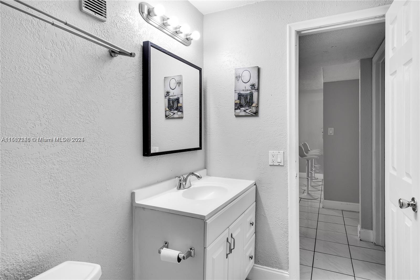 10000 NW 80th Ct # 2247