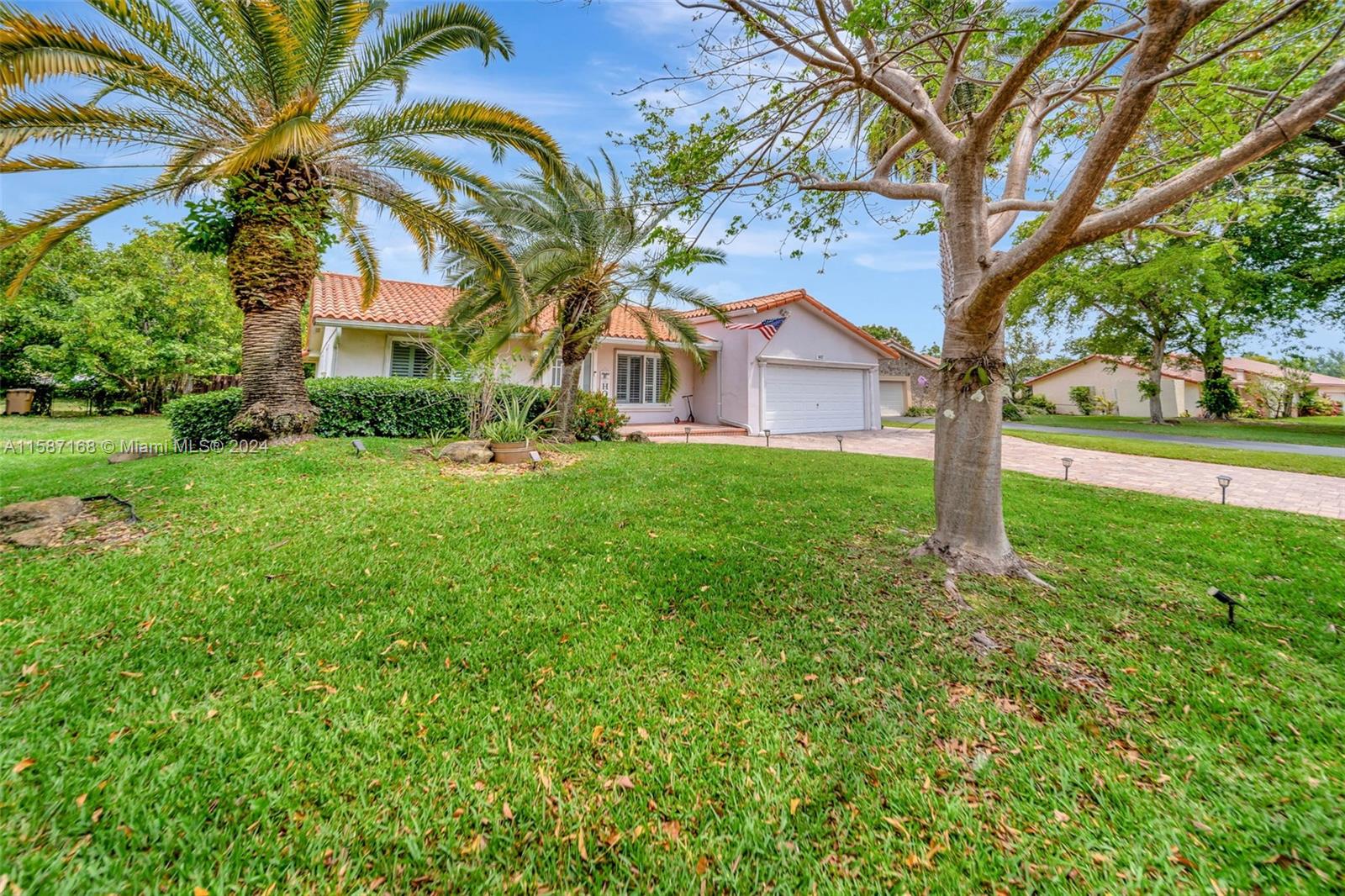 8937 NW 3rd Ct