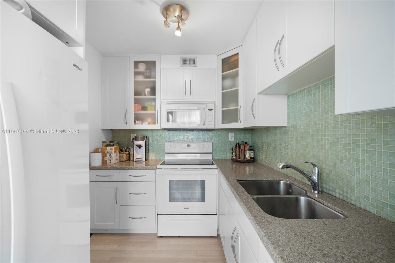 1000 West Ave # 511