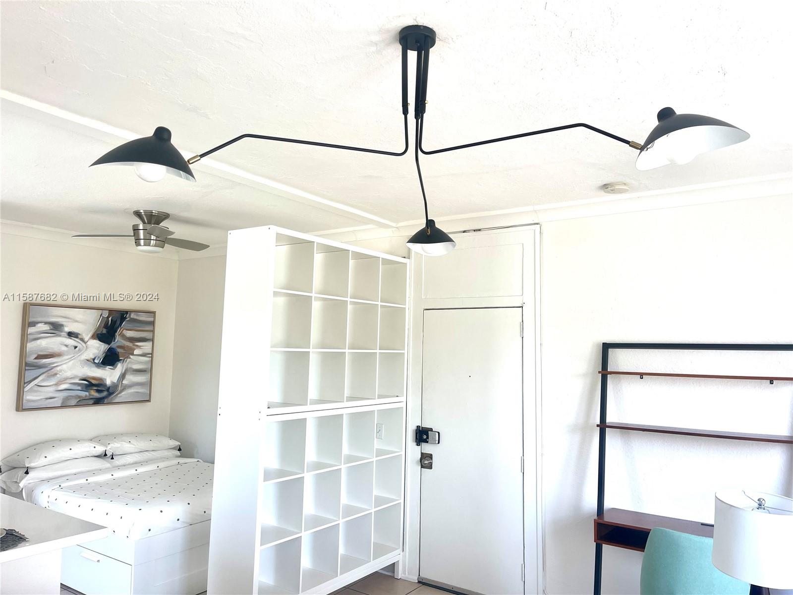 1611 Michigan Ave # 27