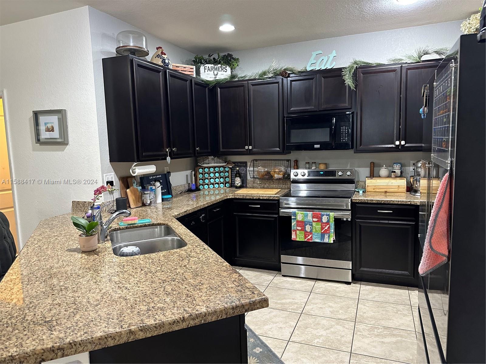 11606 SW 245th Ter