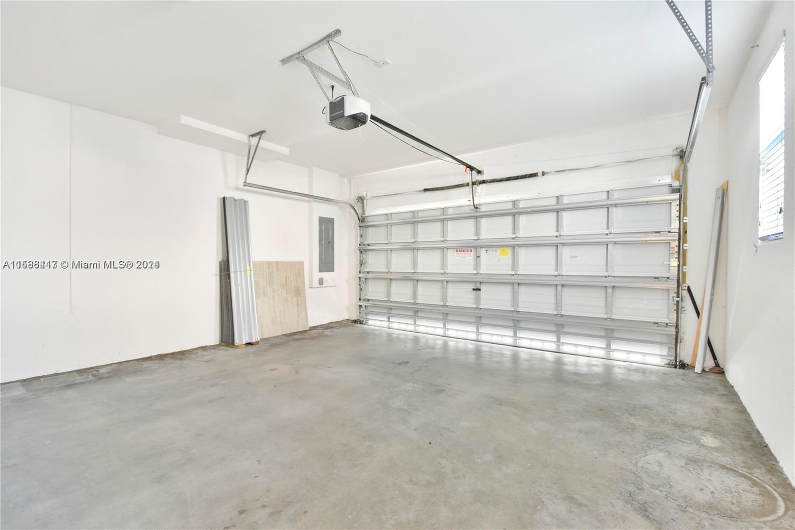 11606 SW 245th Ter