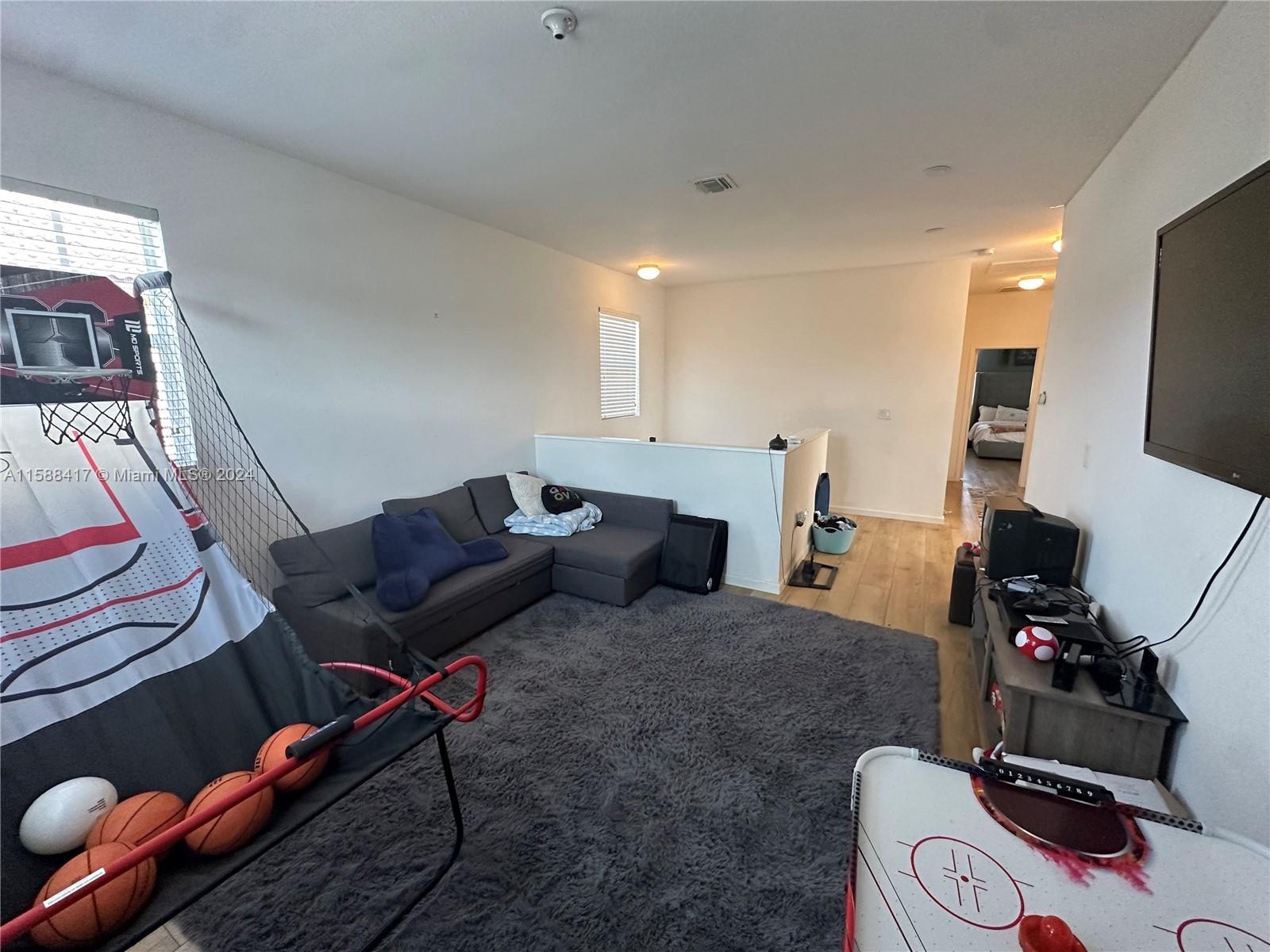 11606 SW 245th Ter