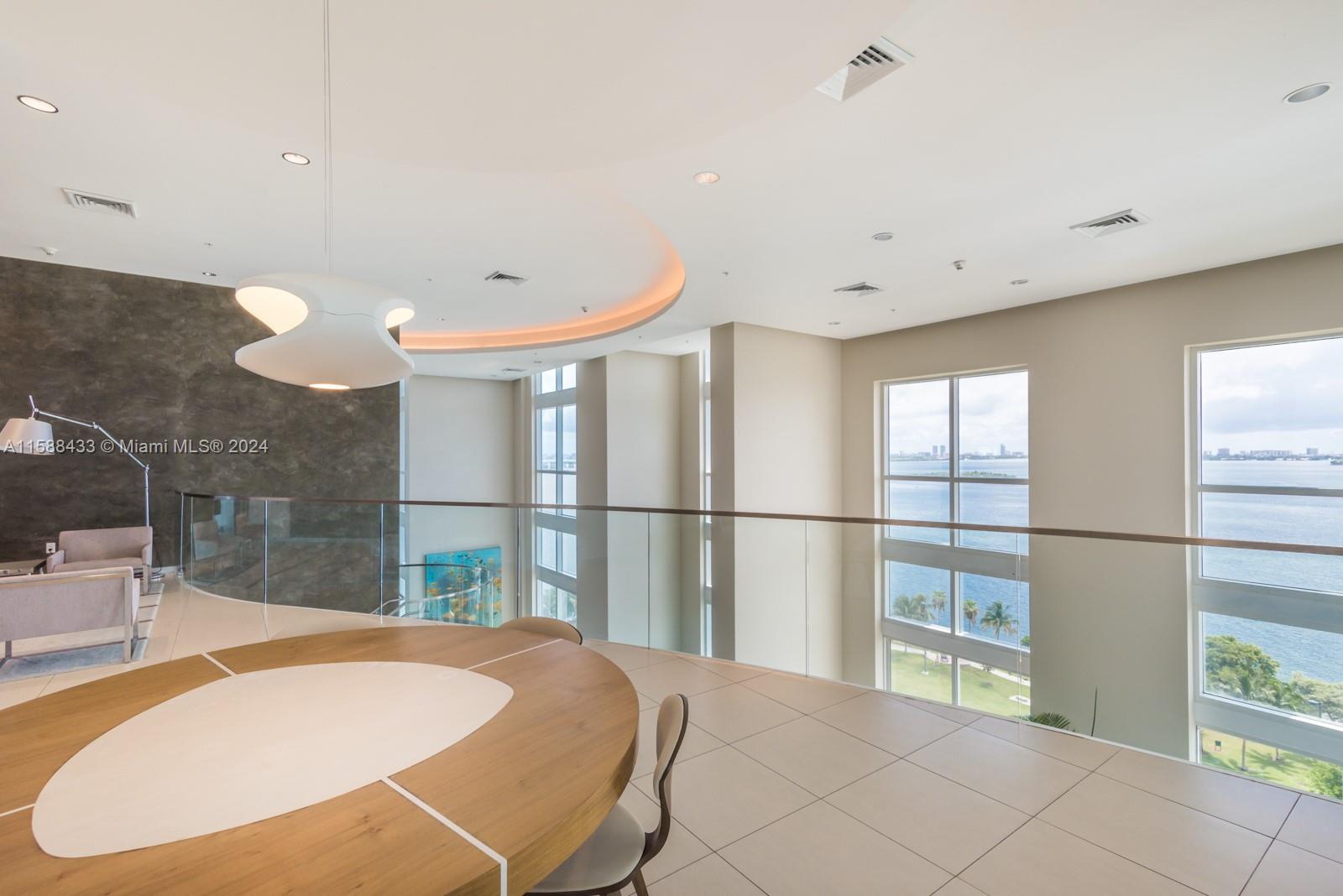 1900 N Bayshore Dr # 3504