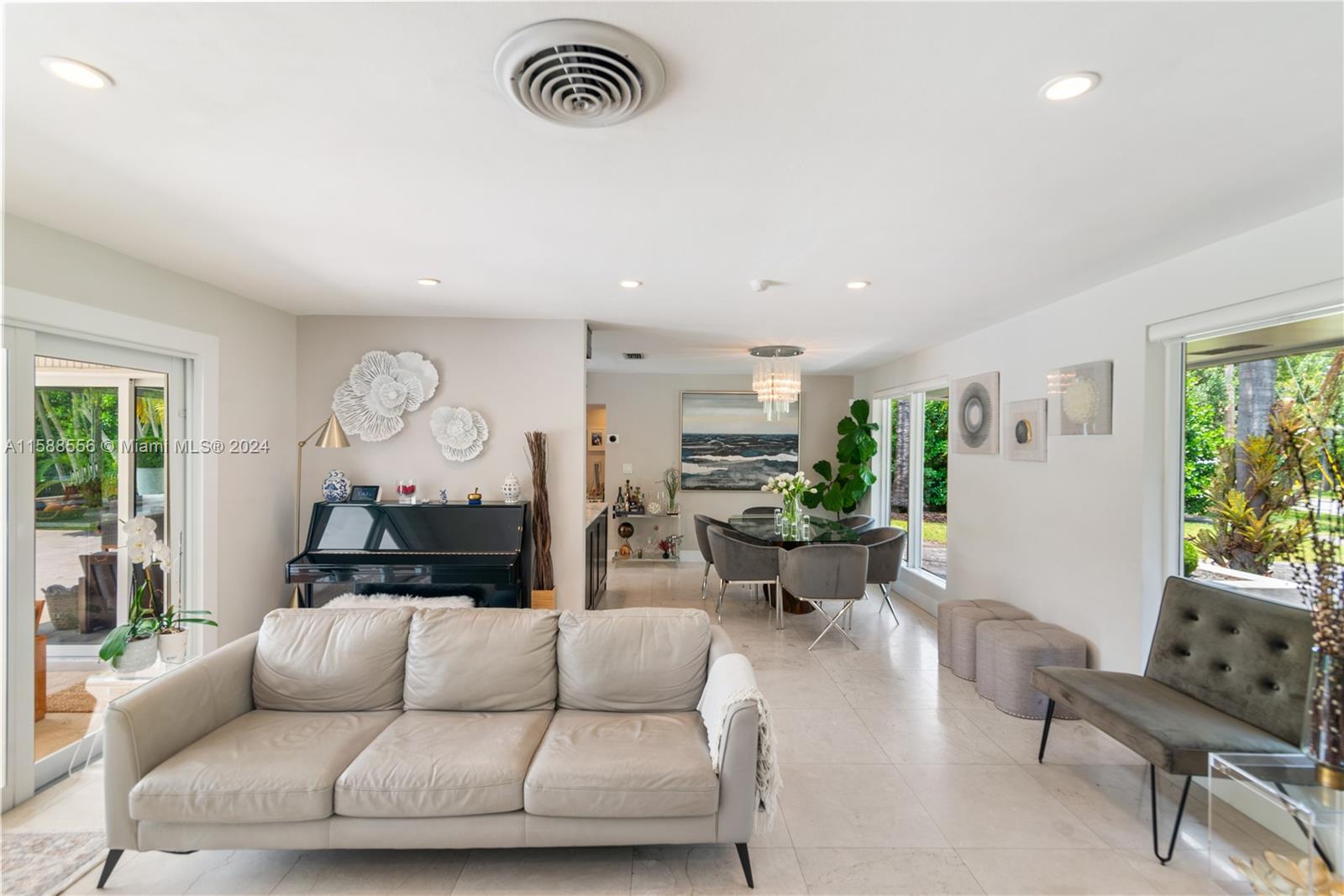 15620 SW 87th Ave