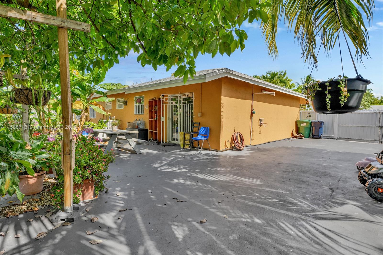 11411 SW 196th Ter
