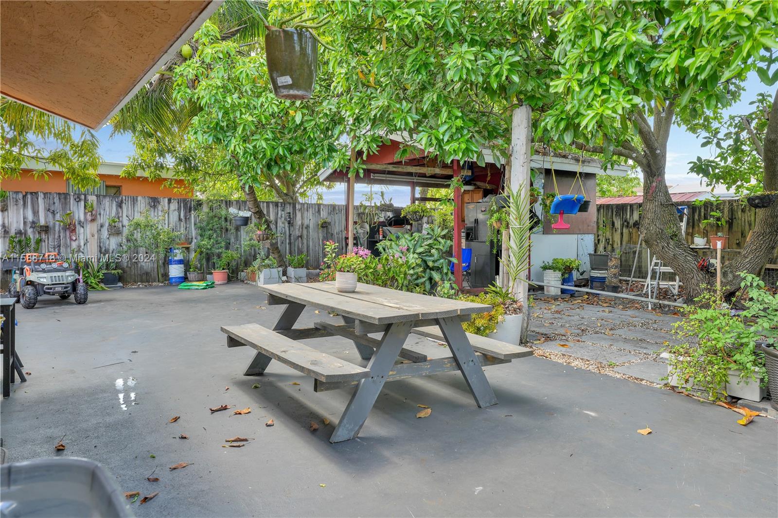 11411 SW 196th Ter