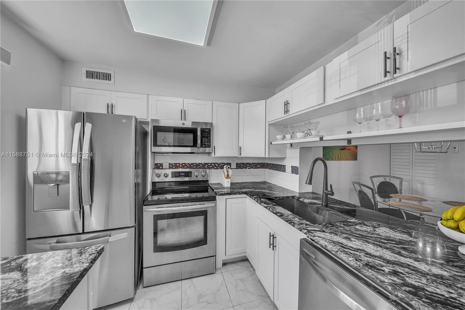 3089 N Oakland Forest Dr # 101