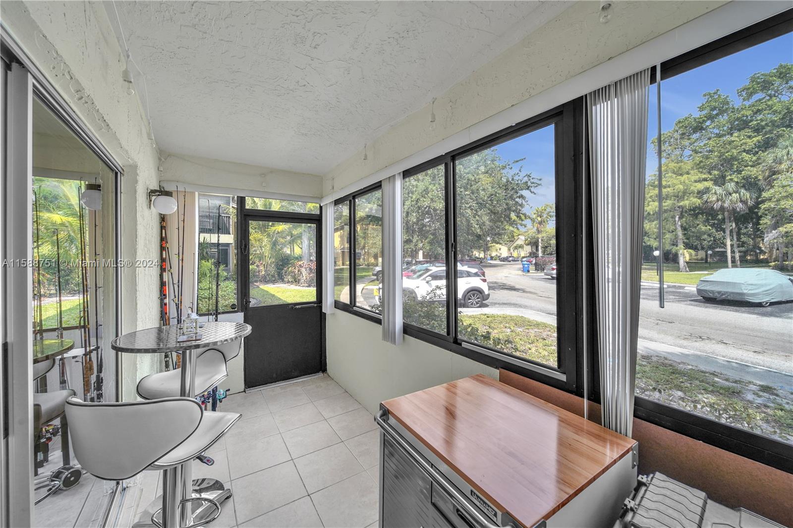 3089 N Oakland Forest Dr # 101