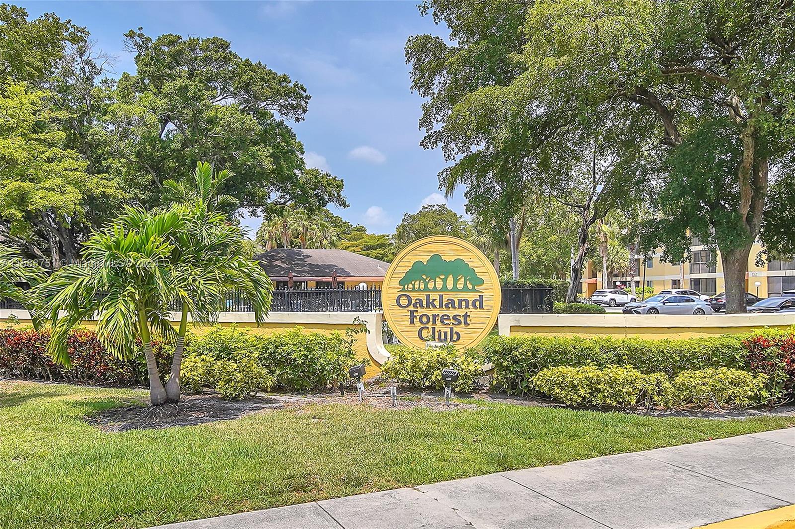 3089 N Oakland Forest Dr # 101