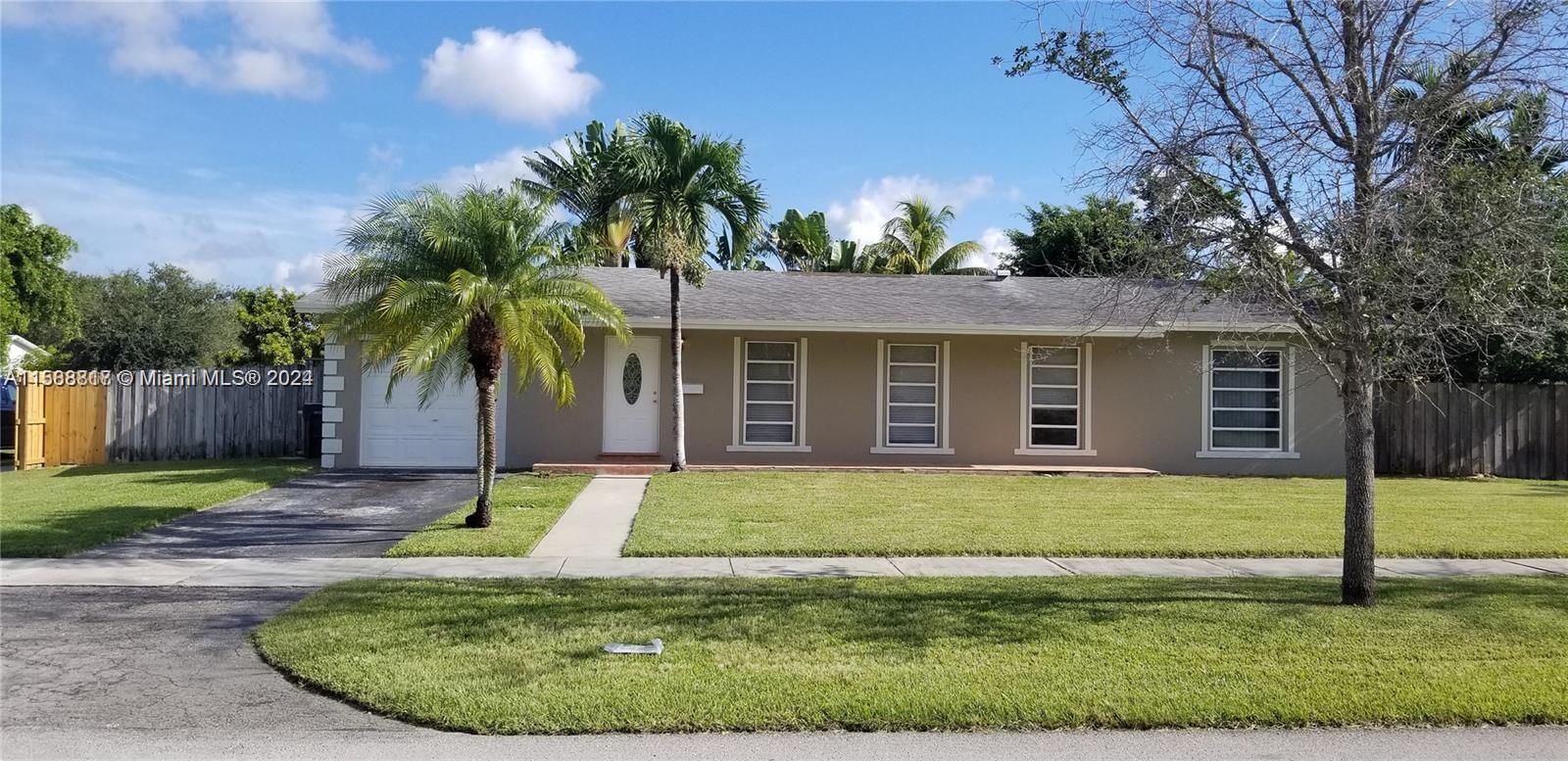 9249 SW 183rd Ter