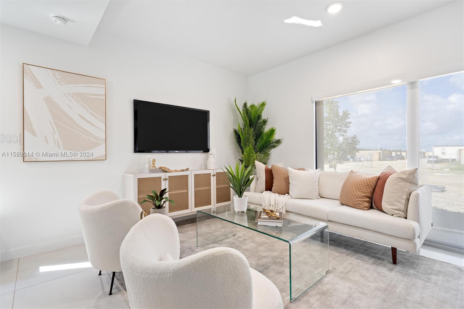 320 NW 13 CT