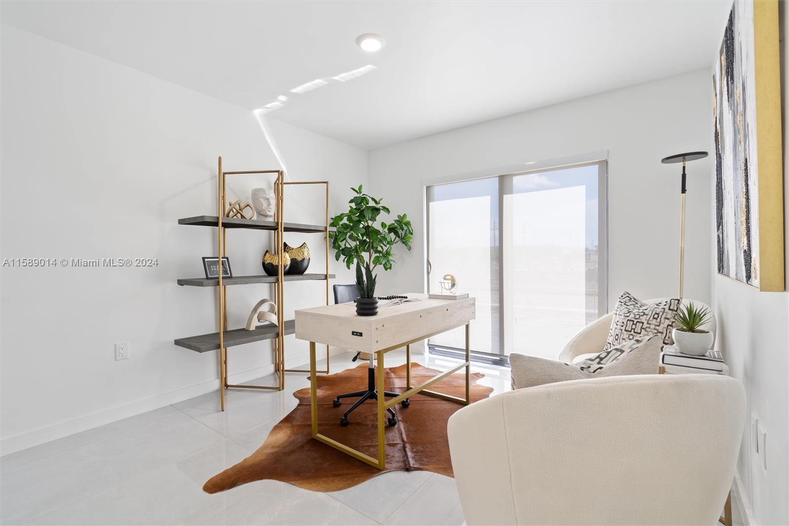 320 NW 13 CT