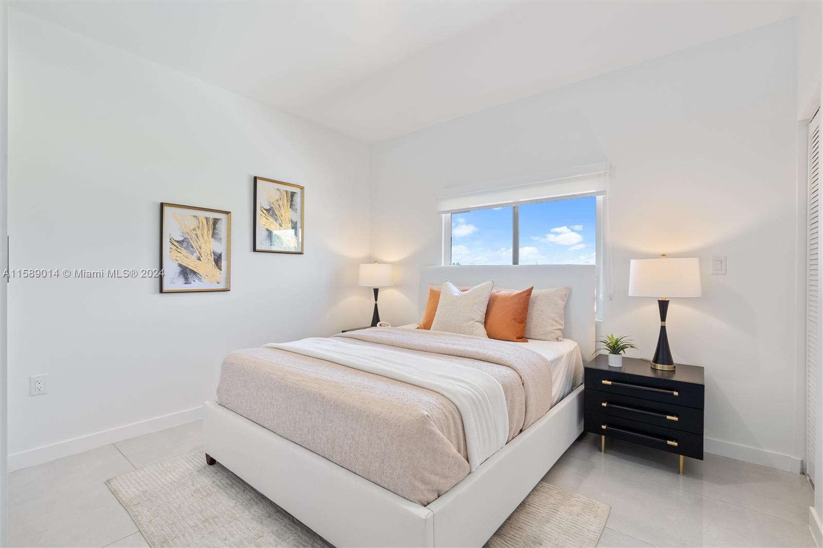 320 NW 13 CT