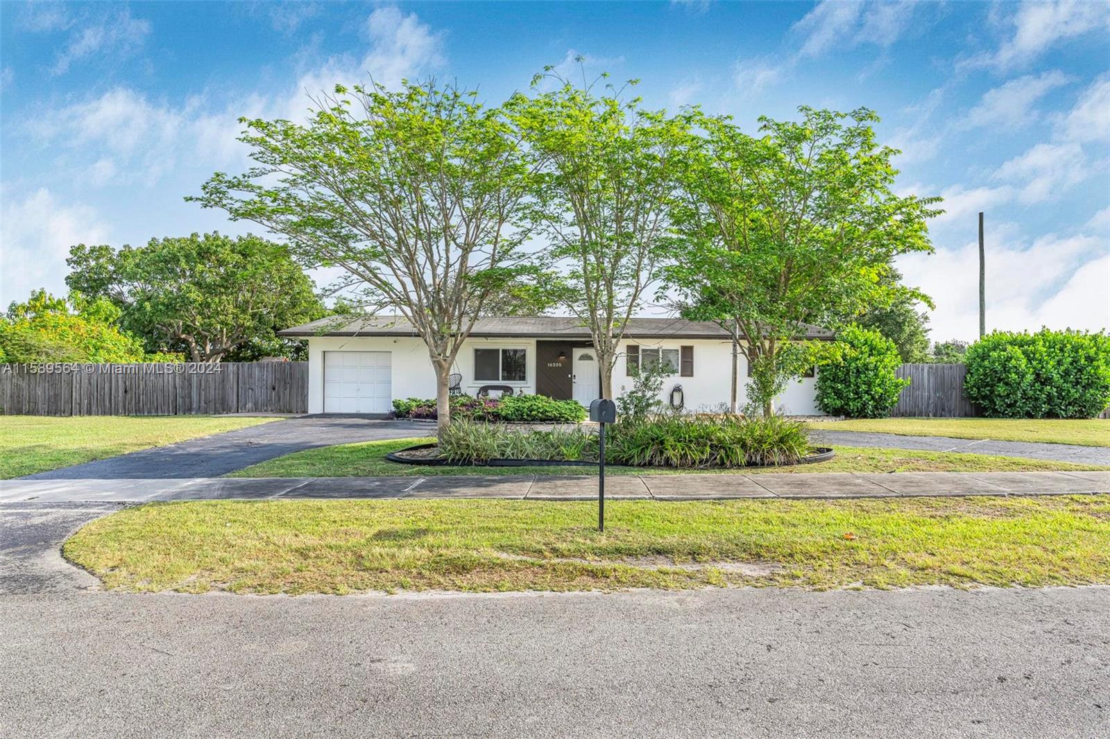 16205 SW 276th Ter