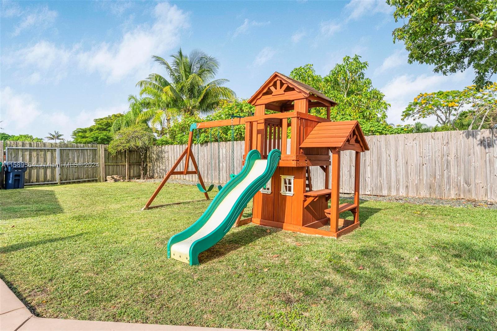 16205 SW 276th Ter
