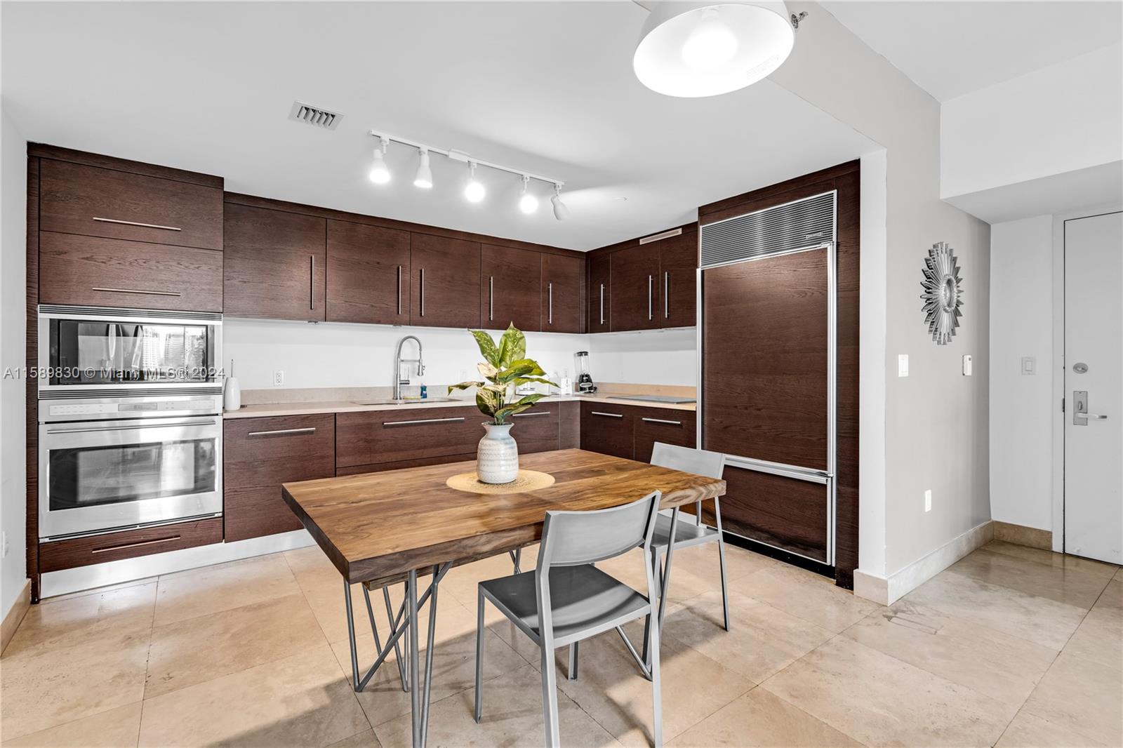 485 Brickell Ave # 2601