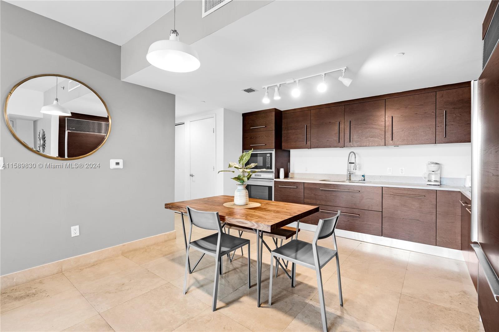 485 Brickell Ave # 2601
