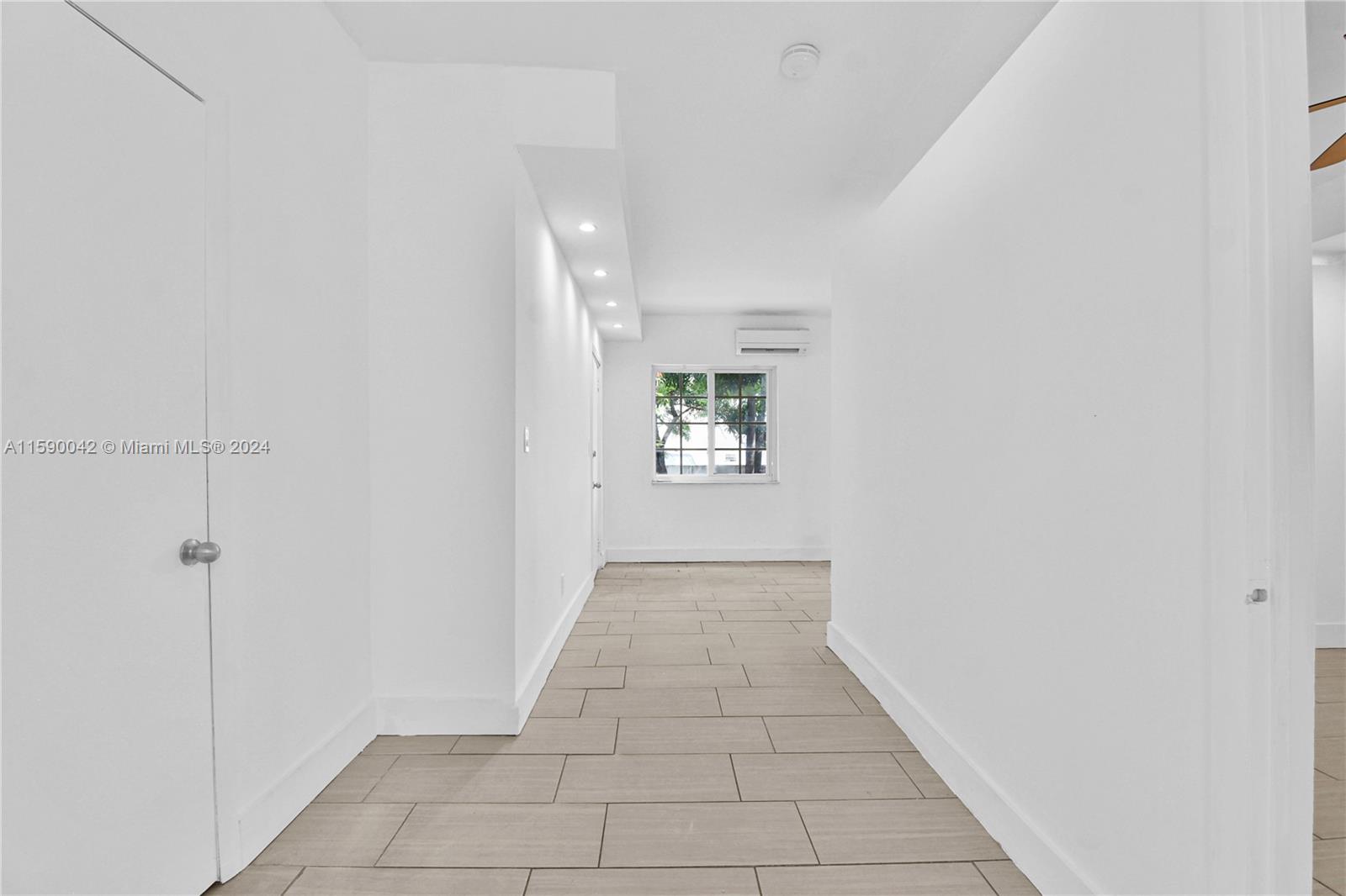 1619 Meridian Ave # 2