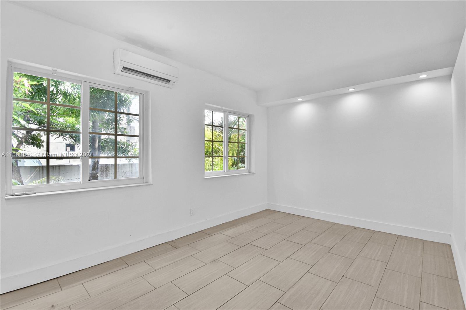 1619 Meridian Ave # 2