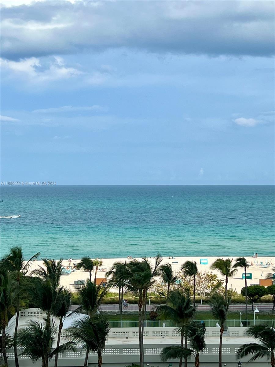 2899 Collins Ave # 905