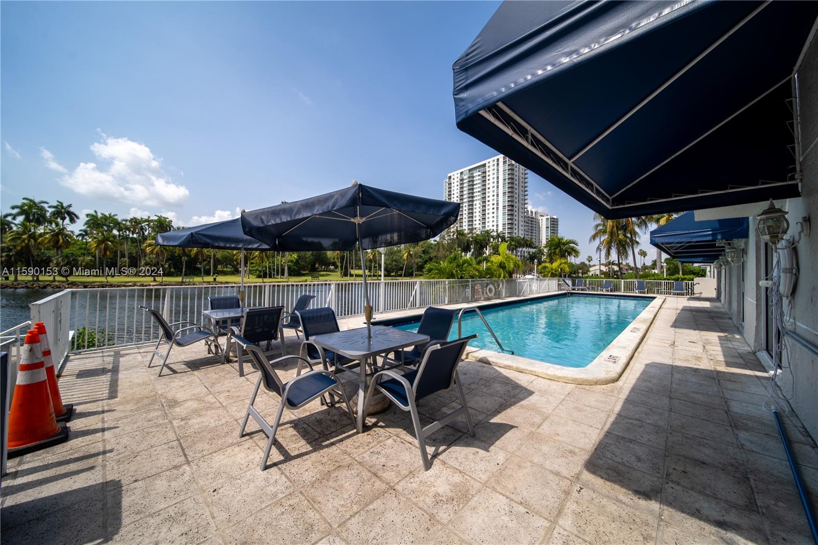 1720 NW N River Dr # 613