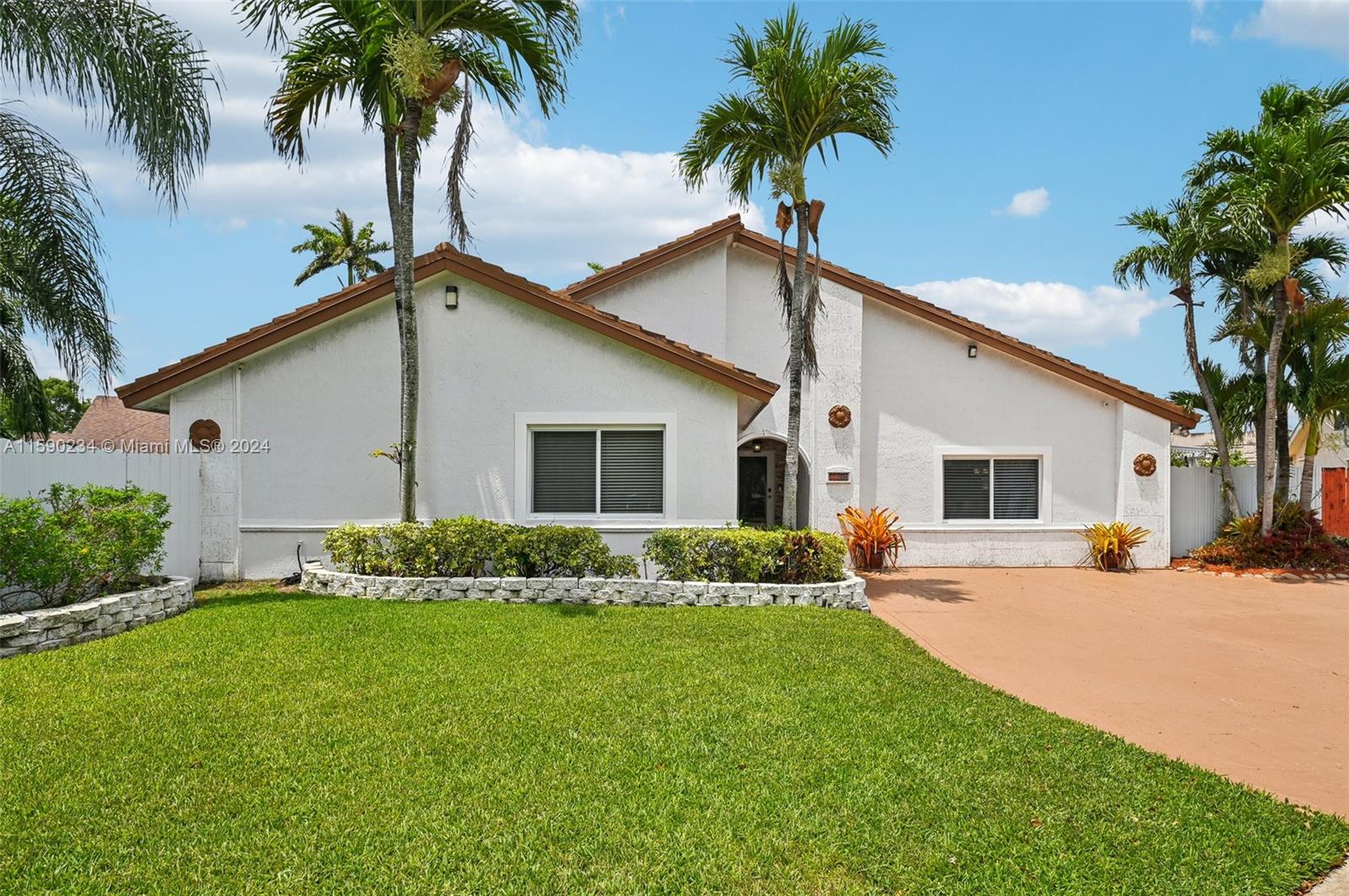 11350 SW 153rd St