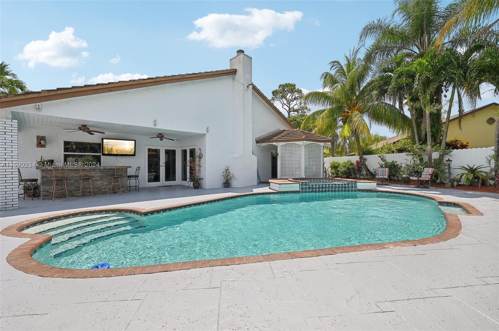 11350 SW 153rd St