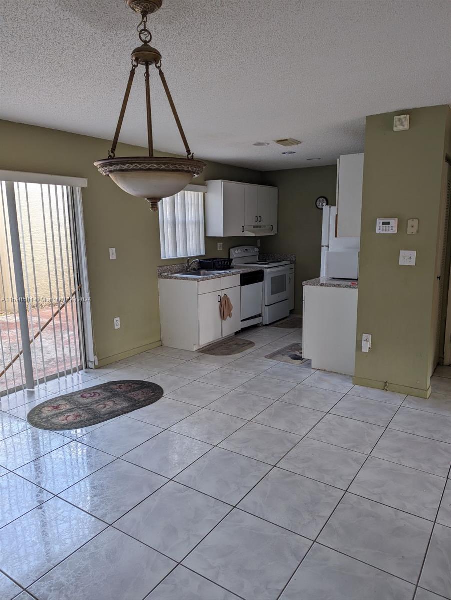 19824 NW 34th Ave # 19824