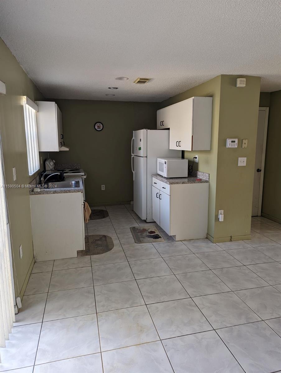 19824 NW 34th Ave # 19824