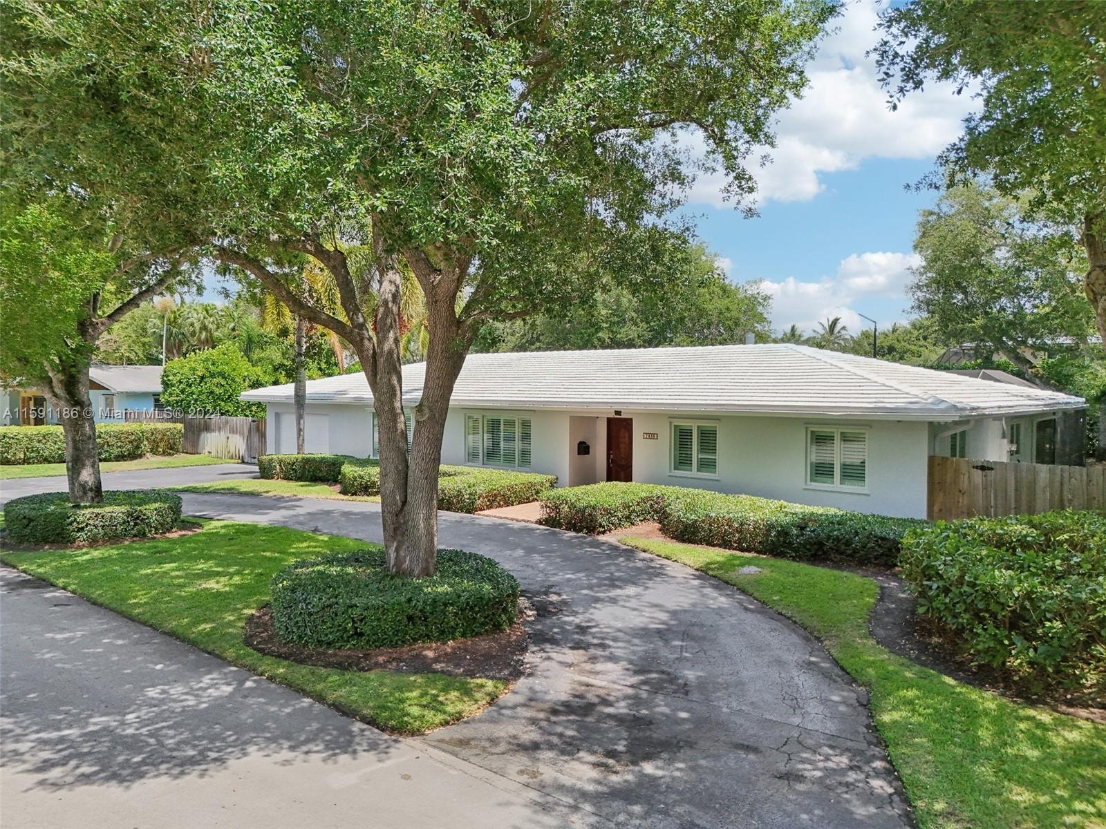 7435 SW 164th St