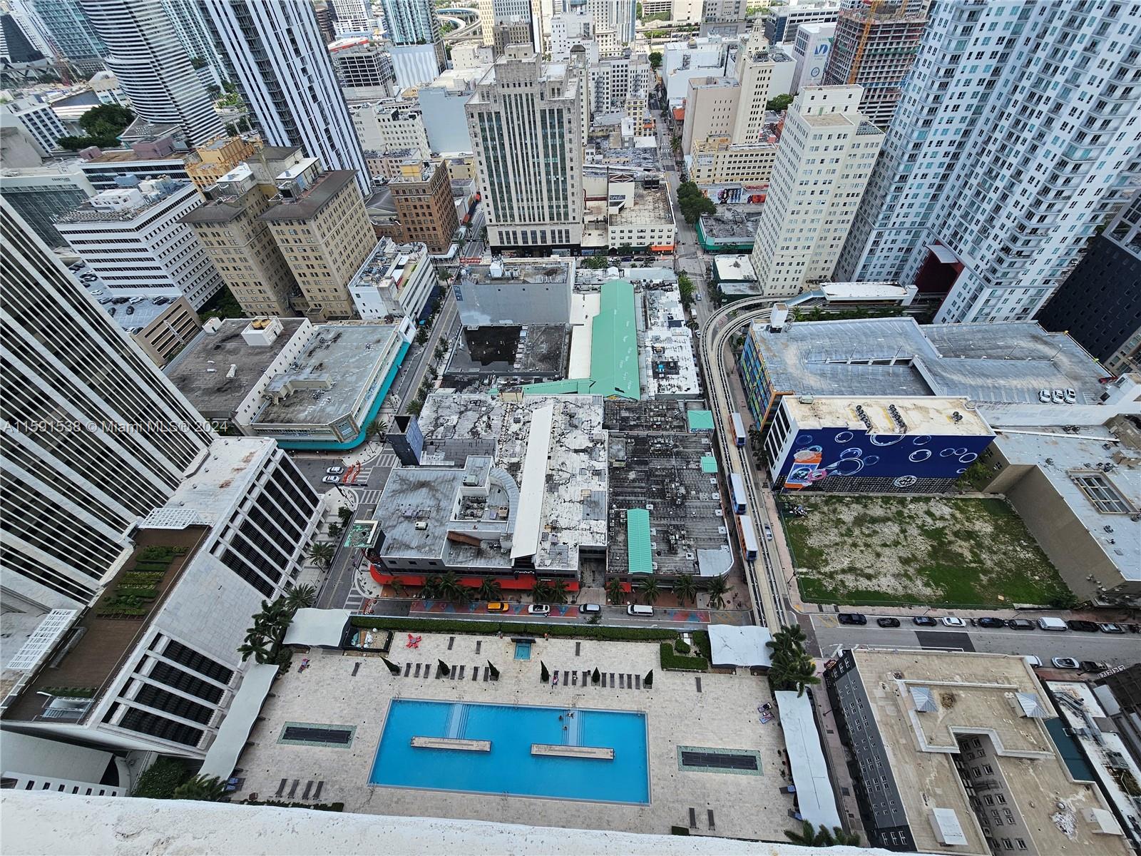 50 Biscayne Blvd # 3803
