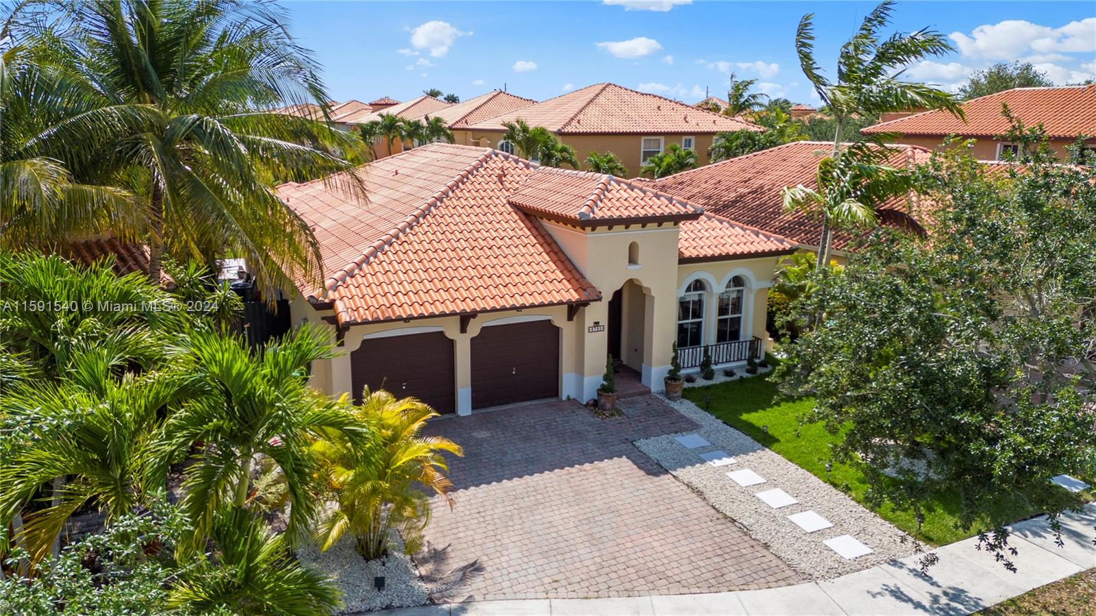 2720 SW 154th Ct