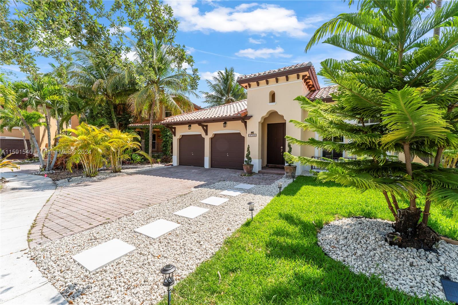 2720 SW 154th Ct