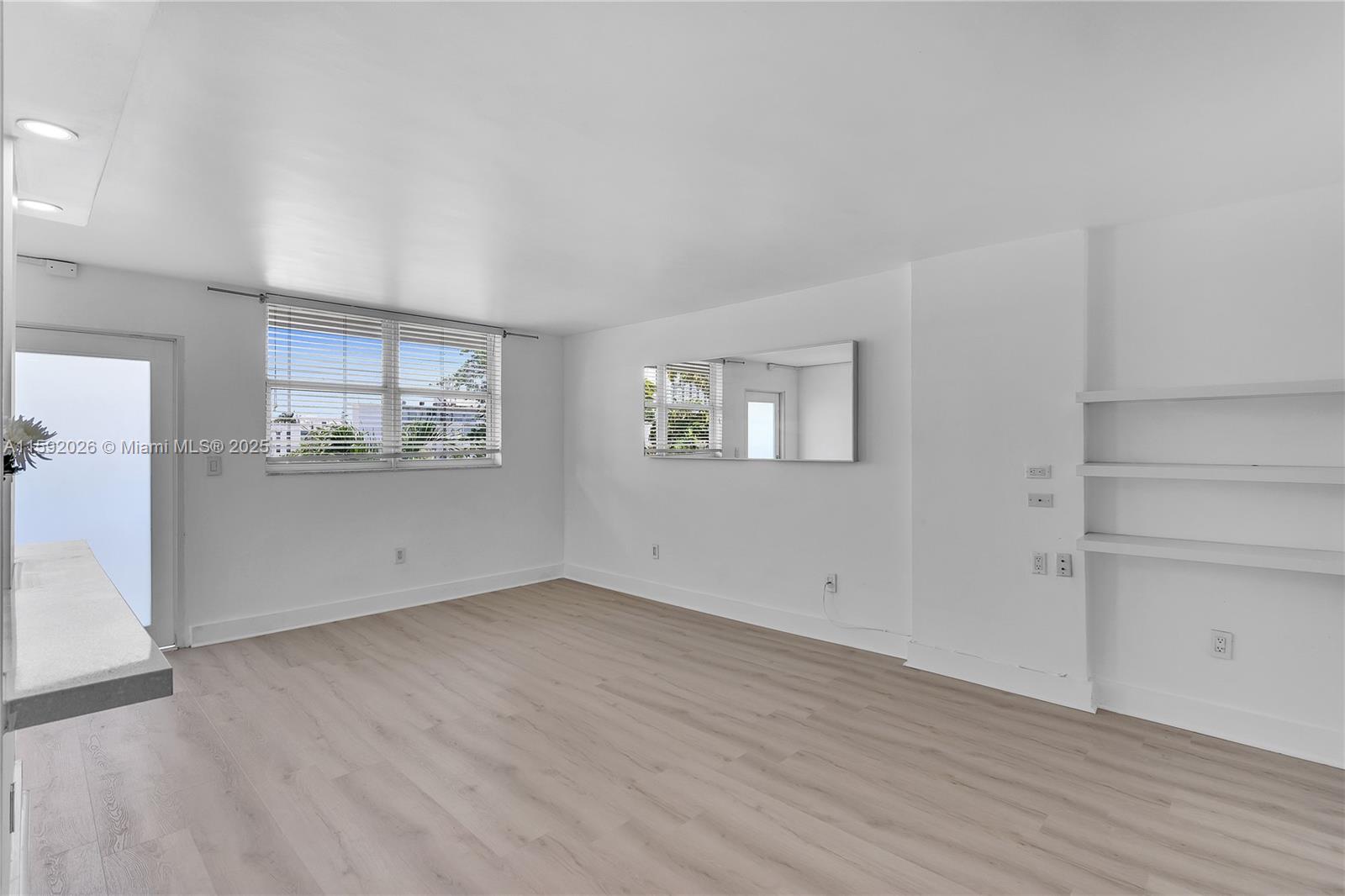 301 Jefferson Ave # 4B