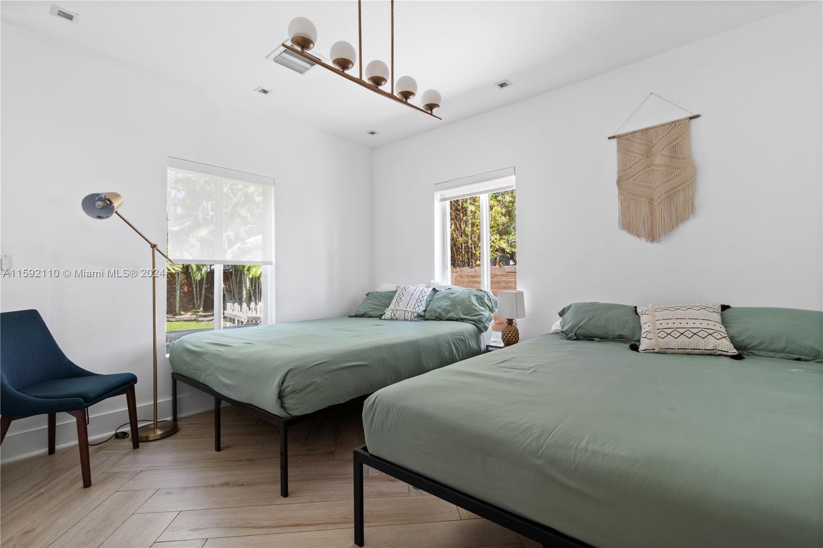 157 NW 48th St
