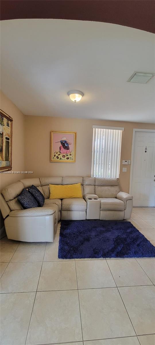 1595 NE 33rd Rd # 3 Unit: 109-3