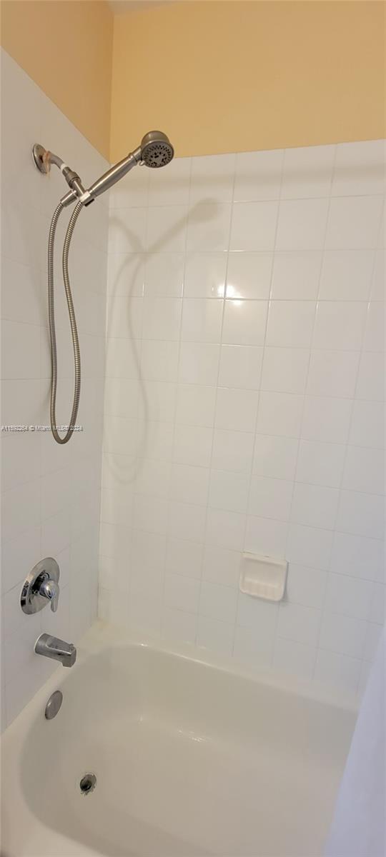 1595 NE 33rd Rd # 3 Unit: 109-3